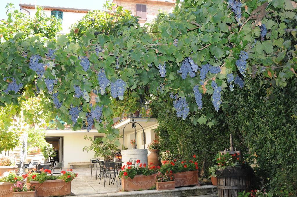 Gasthaus Casa Lemmi San Quirico dʼOrcia Exterior foto